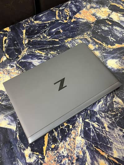 HP ZBOOK firefly 14 G8 i5 vpro 11th Gen brand new condition