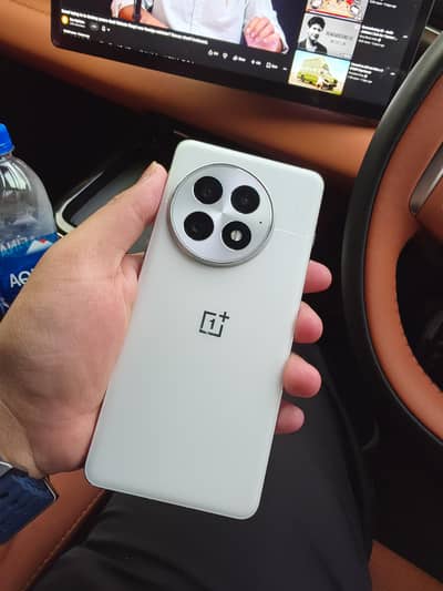 One Plus 13 Arctic Dawn 512gb/16gb Official PTA approved