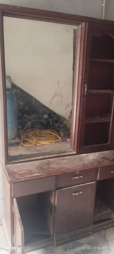 Dressing table for sale