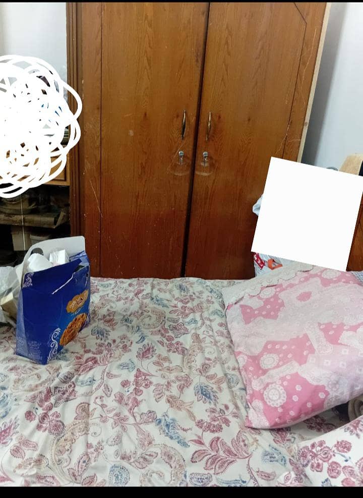 a complete bed set 1