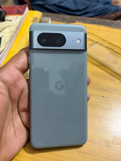 Google Pixel 8