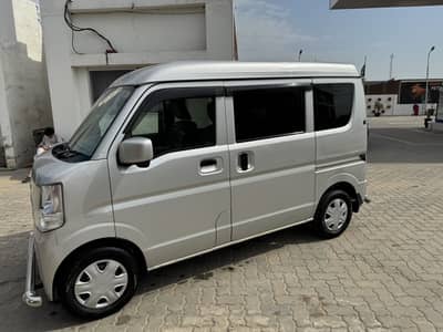 Nissan Clipper 2016