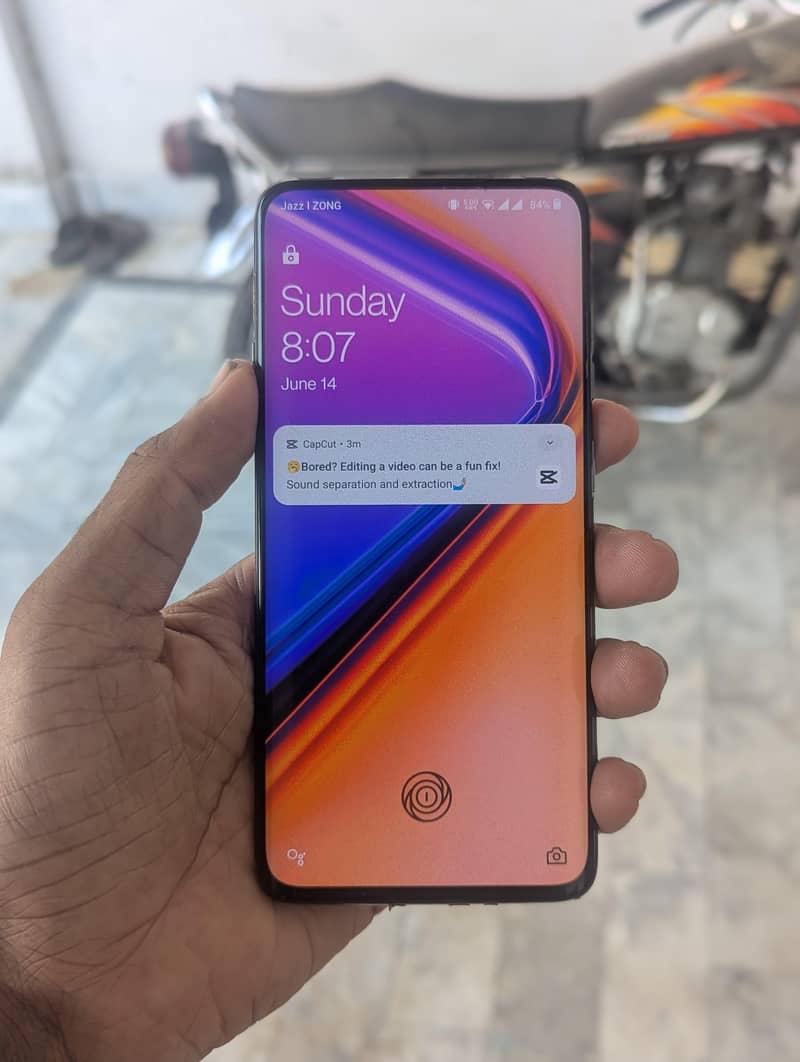 One Plus 7 Pro 3