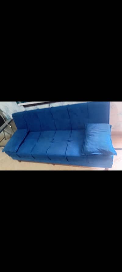 Sofacombed in gud condition