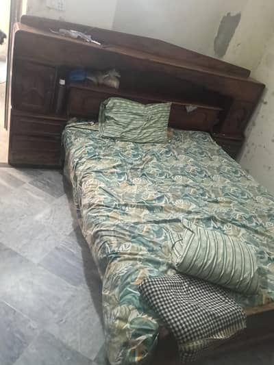 Woody furniture