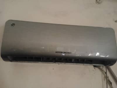 PEL AC urgent sale mr rha shifting krni ha isi liya