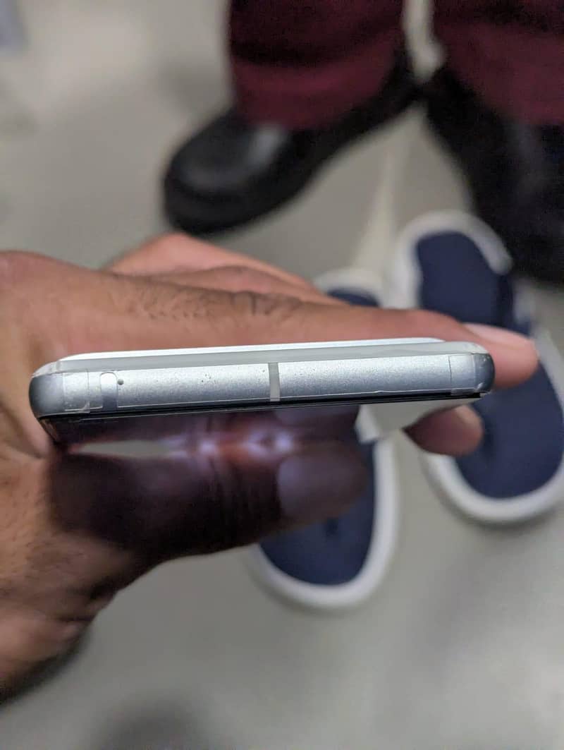 Google Pixel 7 5