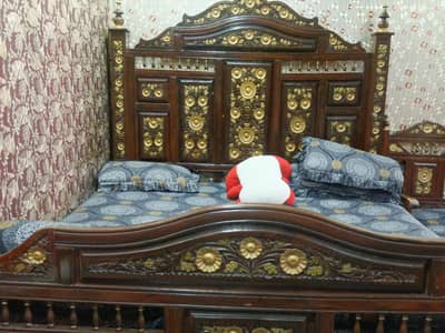 bed dresing and tabels