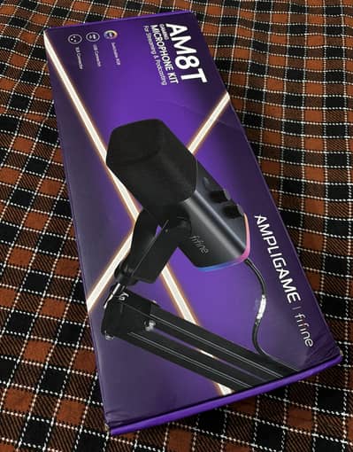 Gaming Mic Fifine AM8T with Arm stand