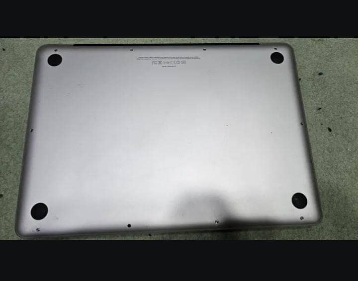 MacBook Pro 2012 0