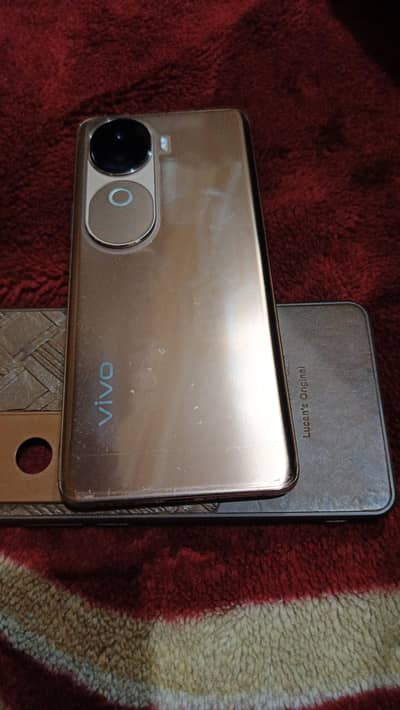 Vivo V40e