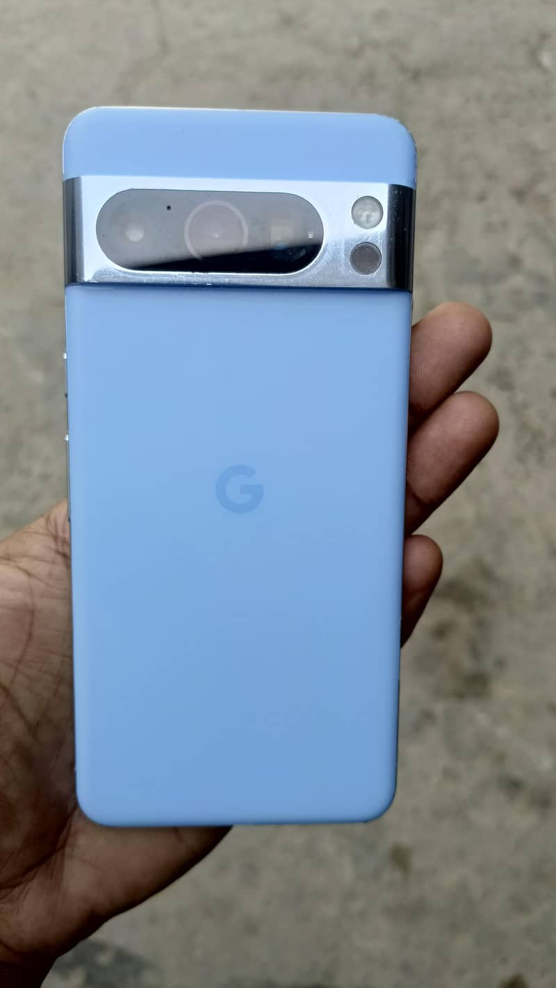 Google Pixel 8 Pro 1