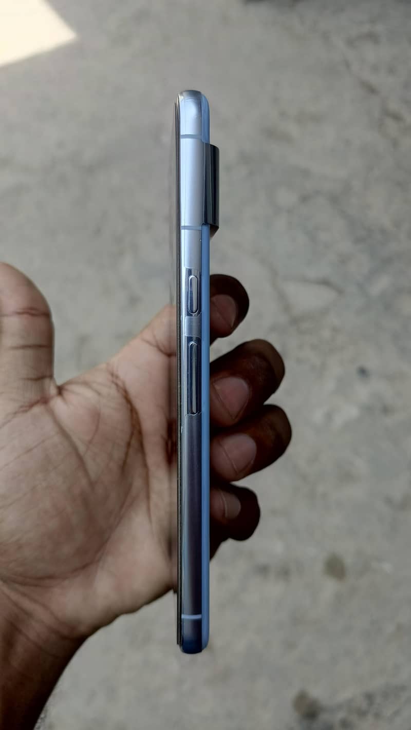 Google Pixel 8 Pro 2