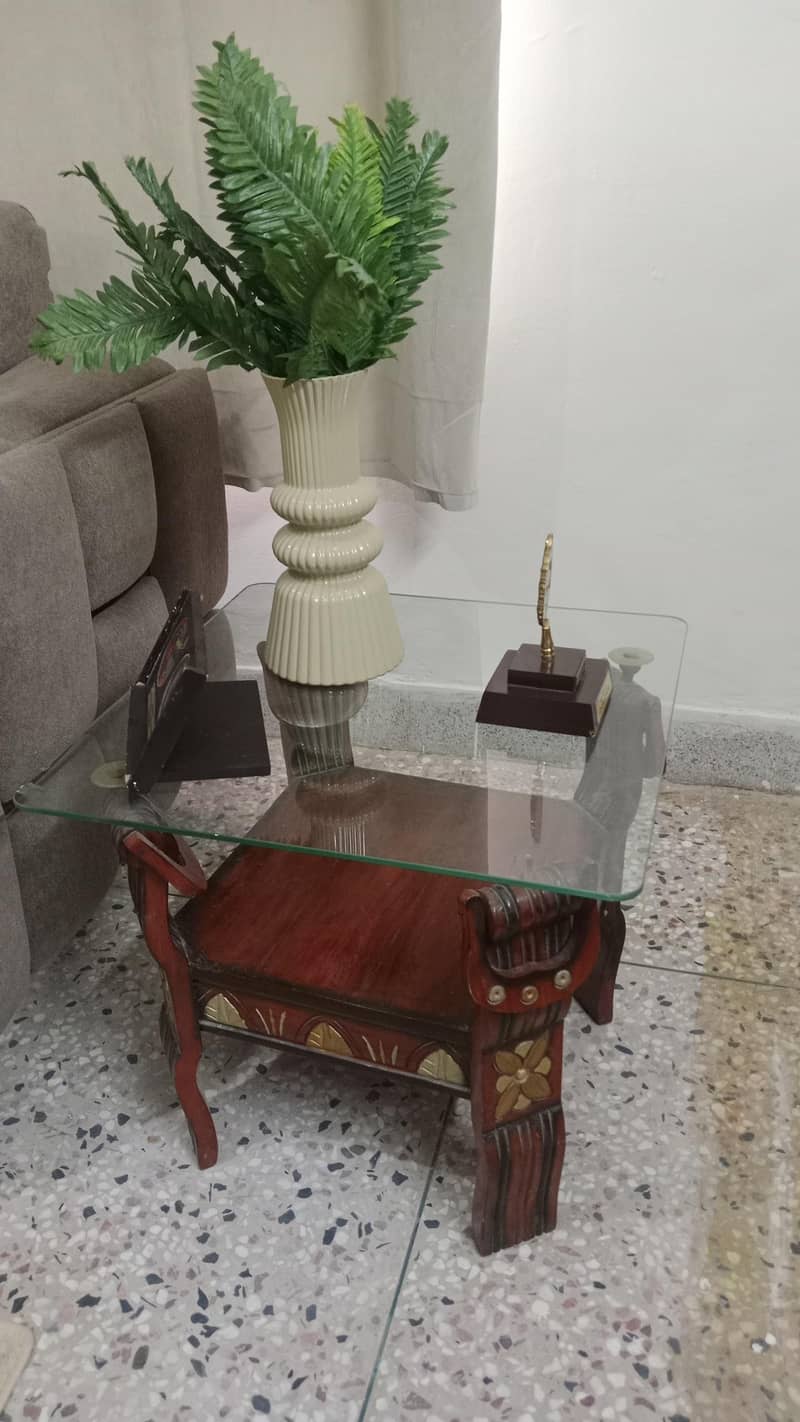 centre table 0