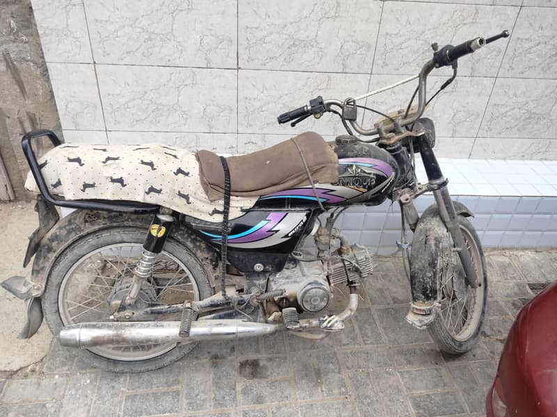 Unique 2013 model 0