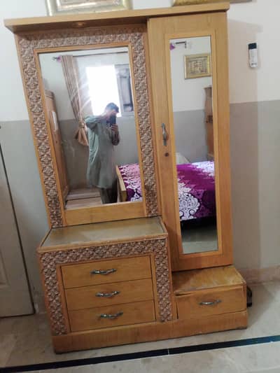 FURNITURE SET