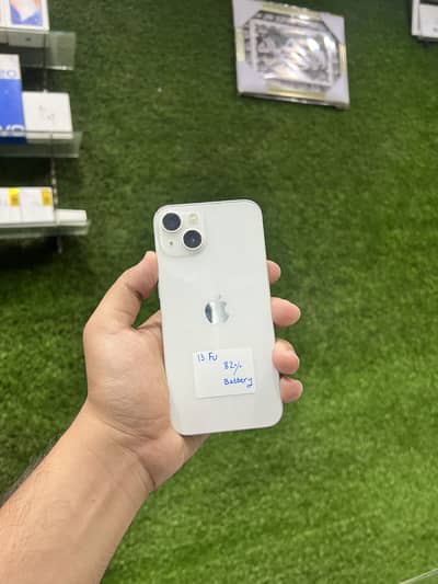 Apple iPhone 13