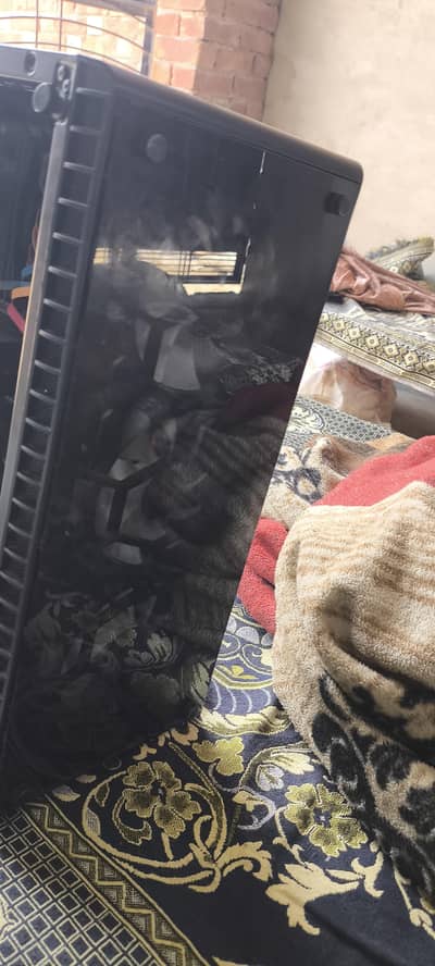 I am selling my PC good condition