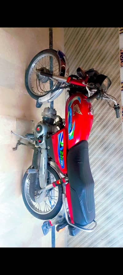 only serious people contact me arjant sale because going to back dubai