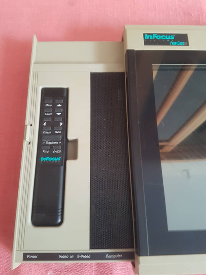 Infocus panel book system 3
