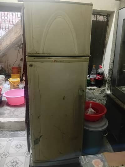 Dawlance fridge for sale