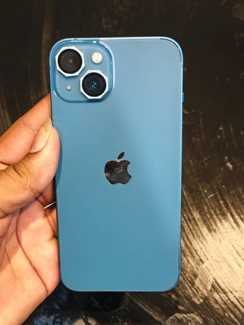 Apple iPhone 13 1