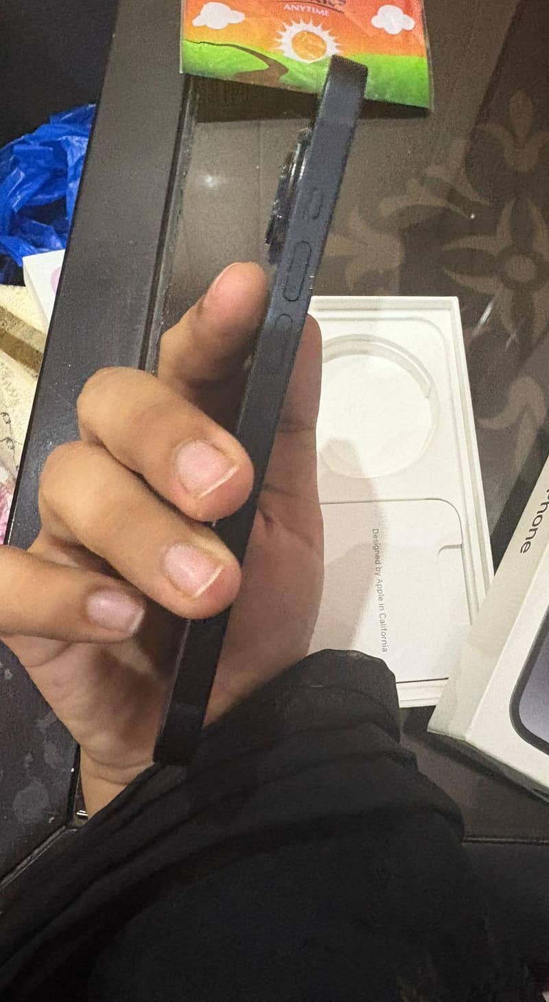 Apple iPhone 14 4
