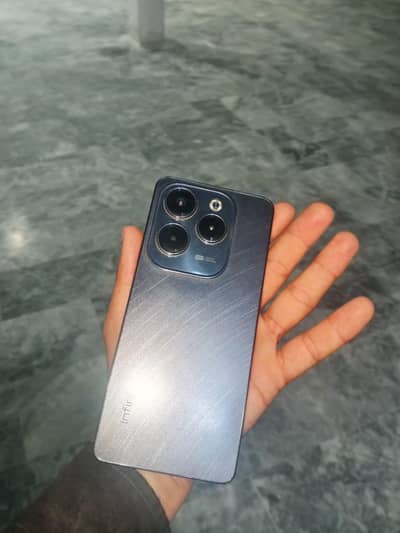 Infinix Hot 40 Pro