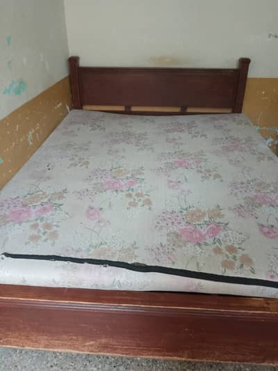 bed for sale urgent  |0;336;990. ;8.2. 74