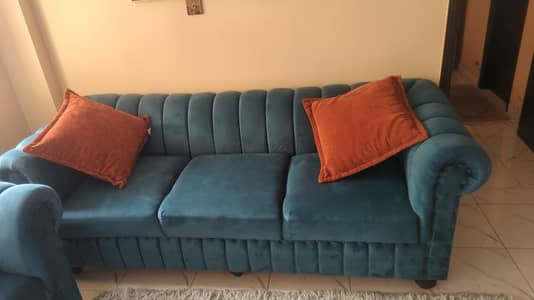 5 seater Sofa set neat & clean