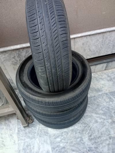 Honda city tyres use condition like brand new