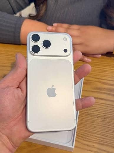 Apple iPhone 17 Pro