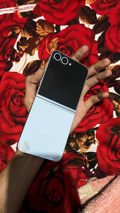 Samsung Mobile Z Flip 6