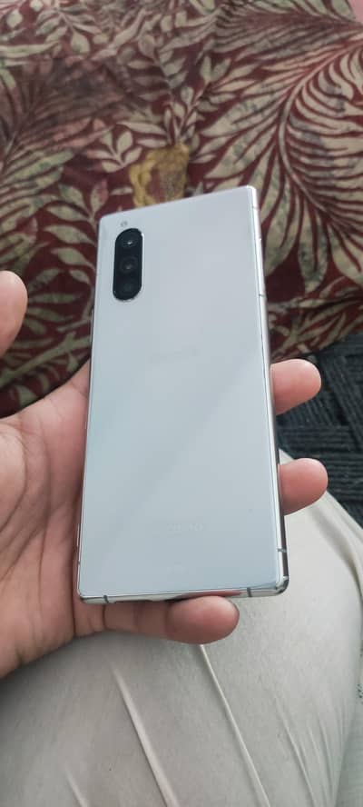 Sony xperia 5 6/64 offical pta