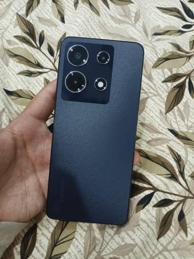 Infinix Note 30
