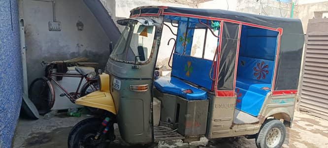 CNG RICKSHAW CONDISHON 10/8