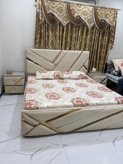 King size double bed with side table for sale