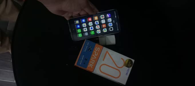 Tecno Spark 20 256GB box Charger