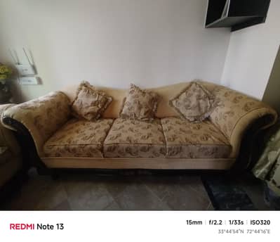 Five seater sofa set with deewan for sale