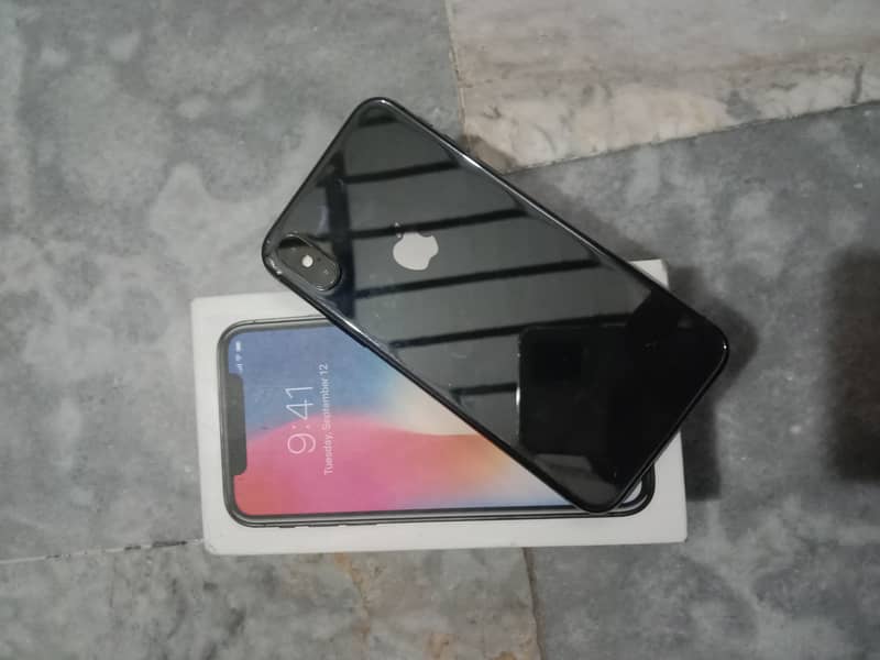 Apple iPhone X 13