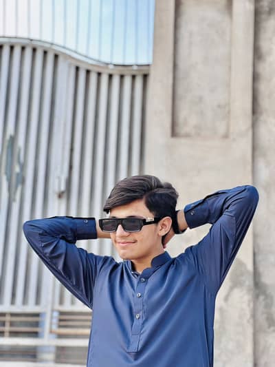 Hussain