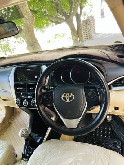 Toyota Yaris 2021 /03104695127