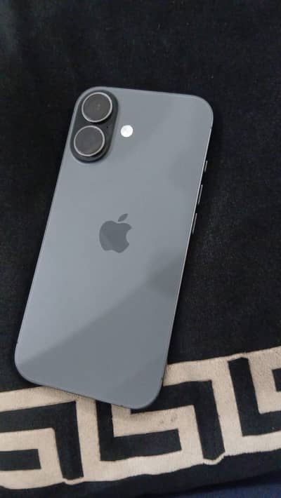 Apple iPhone 17