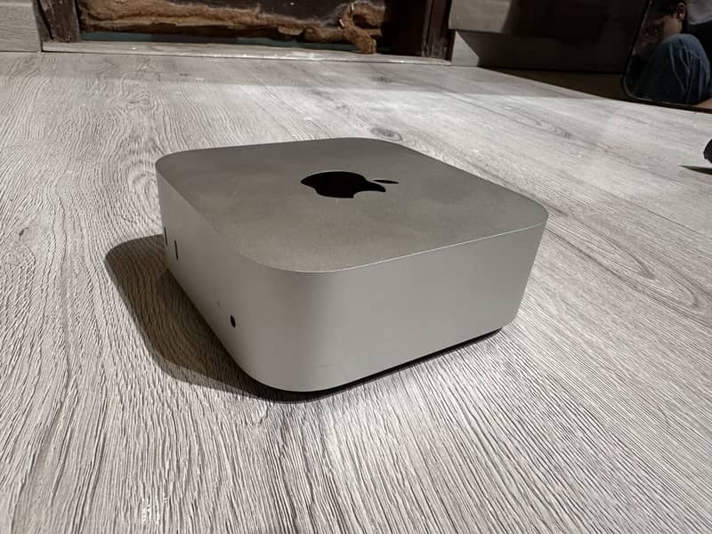 Mac mini M4 4