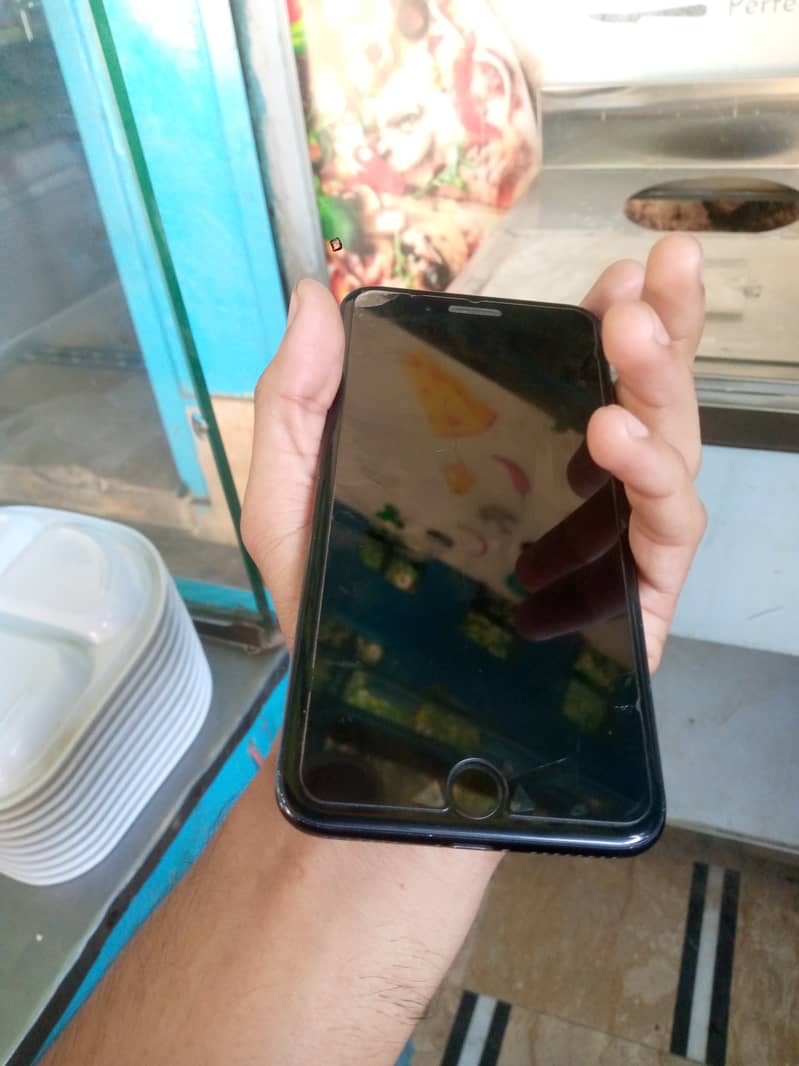 Apple iPhone 7 5