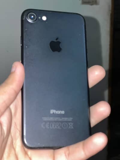 Apple iPhone 7