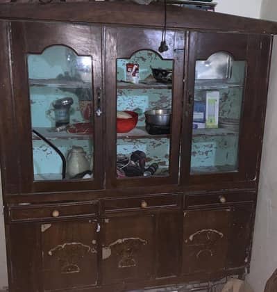 Old wooden dressing table and crockery cabinet for sale