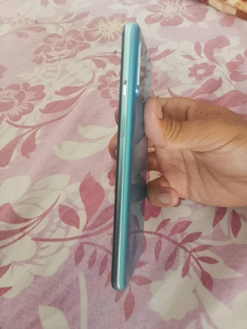 One Plus 8t 4