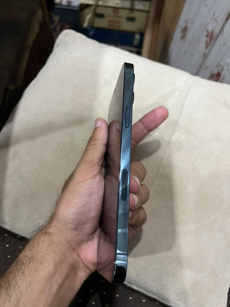 iPhone 2