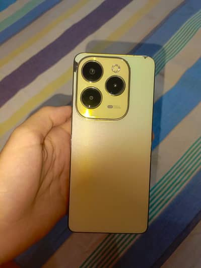 Infinix Hot 40